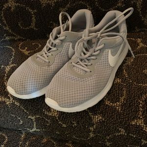 Grey Nike Tanjun Shoe